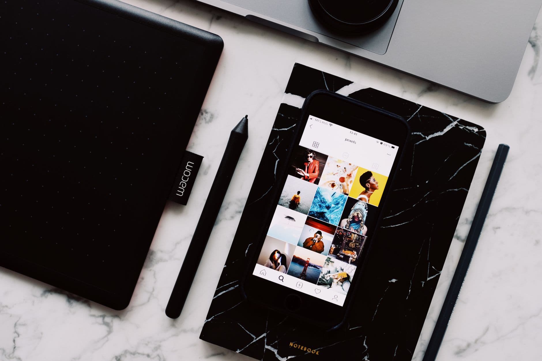 A smartphone screen showing a grid of photos in the gallery